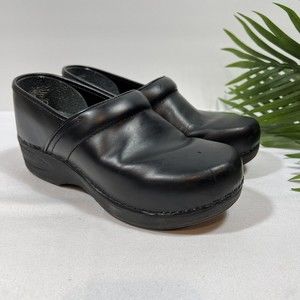 Dansko Womens Size 38 XP 2.0 Black Clogs 7.5-8 US Nursing Professional Comfort